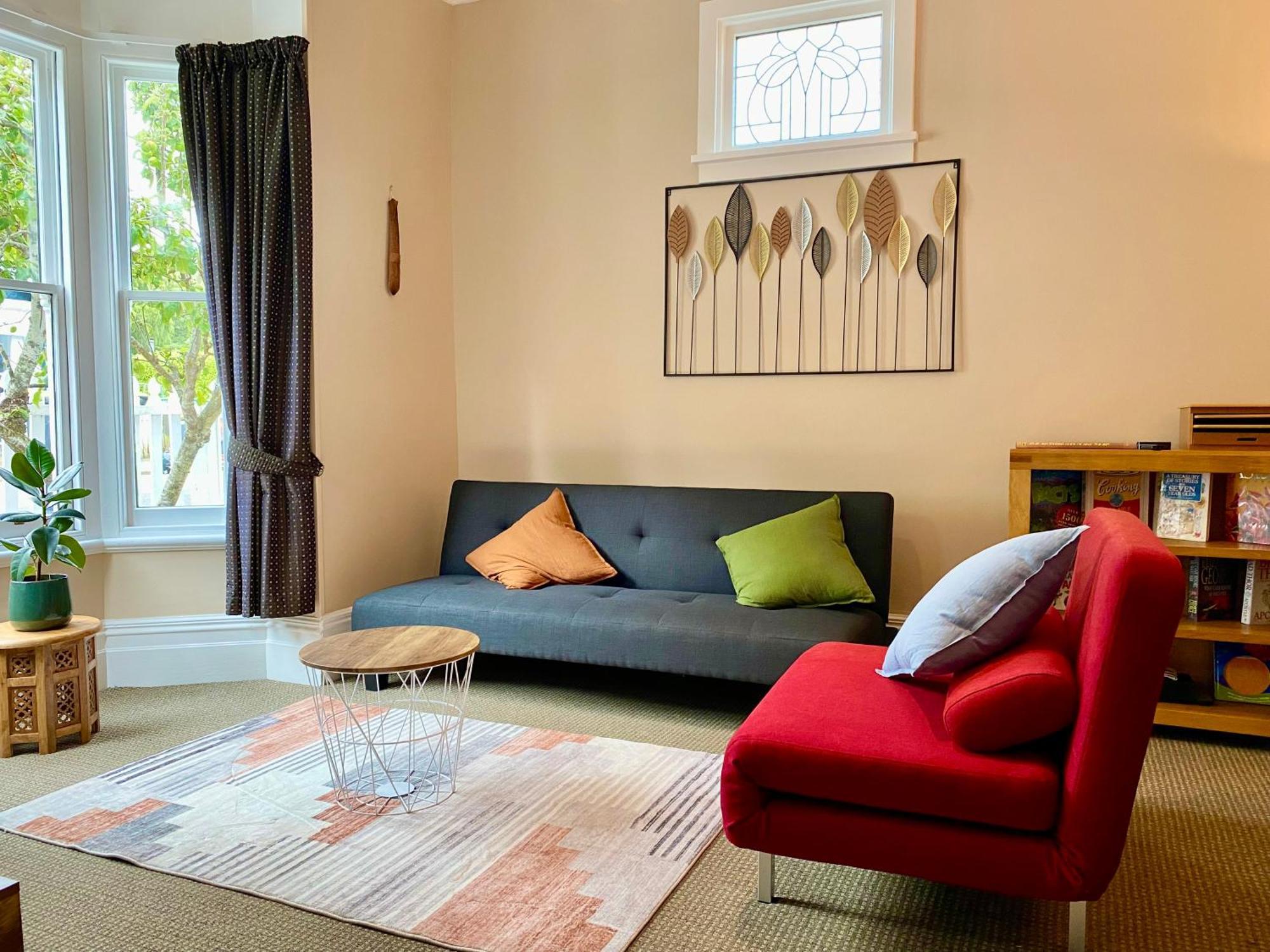 In Dunedin'S Heart, Full House, Full Sun, Full Chill, Why Stay At A Hotel When You Can Afford An Entire House Luaran gambar